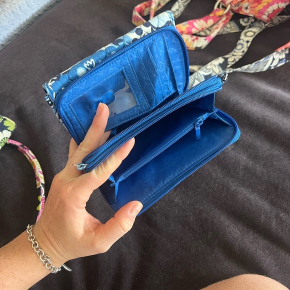 Blue Vera Bradley tri fold wallet - Picture 3 of 5